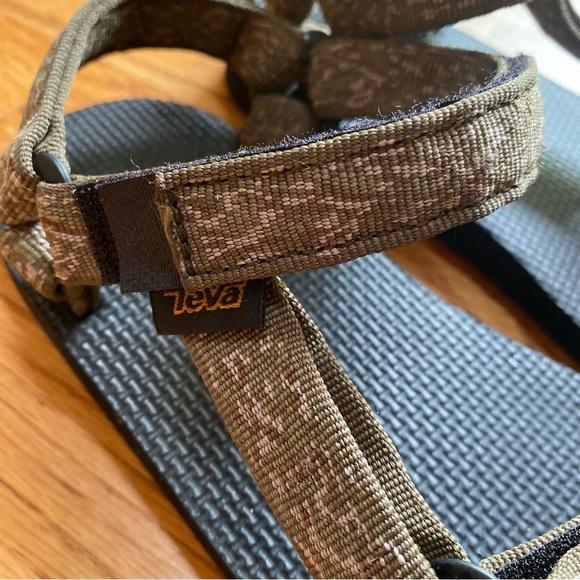 Teva Kids Classic Sandals Size 4 Vibe Dark Olive Original Universal - Picture 5 of 8